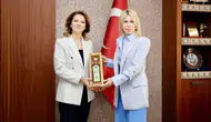 Rektör Özlenen Özkan’dan Ebru Şahin’e Övgü: "Antalya Bu Yaklaşım Sayesinde Çok Şanslı"