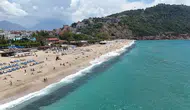 Dokuz Günlük Bayram İznini Duyan Tatilciler Alanya'ya Koştu