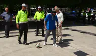 Adana’da Alkol Gözlüğüyle Gol Atma Yarışı Yapıldı