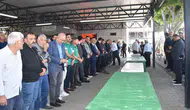 Tarsus’taki Katliamda Hayatını Kaybedenler Son Yolculuğuna Uğurlandı: 5 Cenaze Yan Yana Defnedildi