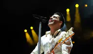 Kepez’de "GençFest" Finali: Emir Can İğrek Coşturdu