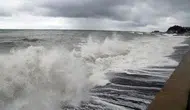 Denizlerde Turuncu Alarm: Kaş-Anamur Hattında Fırtına Kabusu Başlıyor!