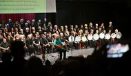 Muratpaşa’da Dev Kadro, Dev Konser: 100 Kişilik Koro Mest Etti!