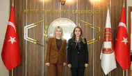 Antalya’nın ilk kadın cumhuriyet  başsavcı vekiline Rektör’den tebrik