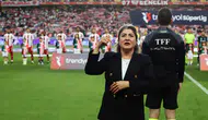 Antalyaspor'un Veda Maçında İstiklal Marşı İşaret Diline Çevrildi