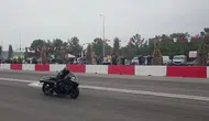 Antalya Motodrag Yarışında Dehşet Anları: Sürücü Bariyerlere çarptı!