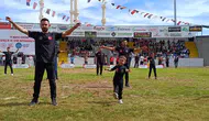 Kumluca'da Tüm Stadyum Onu İzledi! 3 Yaşındaki Ardenalp'ten Zeybek Performansı