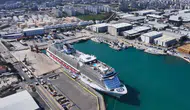 Antalya'da Tarihi Gün: 335 Metrelik Dünya Devi İlk Kez Demir Attı
