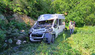 Burdur’da Piknik Dönüşü Facia: Minibüs Şarampole Yuvarlandı!