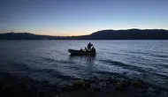 Burdur Gölü'nde Kano Kabusu! İki Kişi Kayboldu!