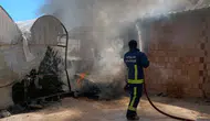 Kumluca'da Park Halindeki Otomobil Alev Alev Yandı!