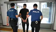 Antalya'da da Aranan Kırmızı Bültenli Hükümlü Havalimanında Yakalandı