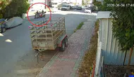 Manavgat'ta Feci Çarpışma: Sokak Kesişiminde Yola Savruldu!