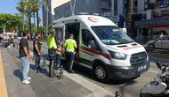 Manavgat'ta Trafik Sıkışıklığı Kazayla Bitti: Otomobile Çarptı