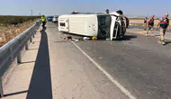 Devrilen Minibüste 1'i Ağır 5 Kişi Yaralandı