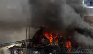 Döşemealtı'nda İşçilerin Kaldığı Konteynerde Yangın Çıktı