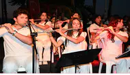 Kemer'de Sokak Hayvanları Yararına Konser: Gençler Sahnede Devleşti