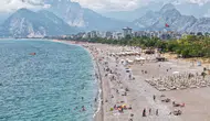 Antalya'da Havaya Dikkat! Sahilde Yüksek Nem, İç kesimlerde Sağanak Alarmı