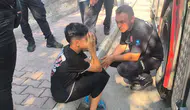 Yangında Yürek Isıtan Anlar! İtfaiye Önce Çocuğu Kurtardı, Sonra Karnını Doyurdu
