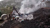 Döşemealtı'nda Korkutan Orman Yangını! Alevler Evlere Kadar Ulaştı