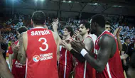 12 Dev Adam Grup Liderliğini Garantiledi: 82-75