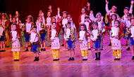 Miniklerin Büyük Gururu: AKM’de Mezuniyet Şöleni