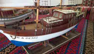 Gemlik'in Tarihi Gemi Modellerine Emekli Eğitmen Dokunuşu