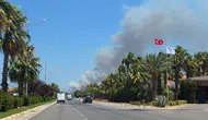 Antalya Kepez'de Orman Yangını: Ekipler Seferber Oldu