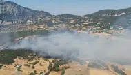 Kaş İkizce'de Orman Yangını: Karadan ve Havadan Mücadele Başladı