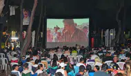 Konyaaltı'da Açık Havada Sinema ve Tavla Keyfi