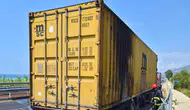 Alanya D-400'de Kömür Yüklü TIR Alev Aldı