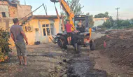Serik'te Kendi Kendine Çalışan Traktör Alev Topuna Döndü!