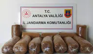 Alanya'da Şüpheli Araçtan 72 Kilo Kaçak Tütün Çıktı