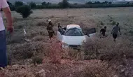 Kontrolden Çıkan Otomobil Tarlaya Uçtu! Sürücü Mucize Eseri Kurtuldu