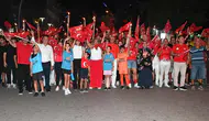 Kemer’de 30 Ağustos Coşkusu: Gündüz Tören, Gece Fener Alayı