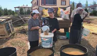 Üniversiteli Kardeşlerin Tarladaki Vefa Mesaisi: Bulgur Üretiminden Okul Masraflarına