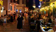 Kaleiçi'nde Gece Nüfusu 100 Katına Çıkıyor: 50 Bin Turist!