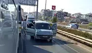Manavgat'ta Emniyet Şeridi Dehşeti Kamerada: Servis Aracını Yumrukladılar