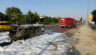 Serik'te Seyir Halindeki Otomobil Alev Aldı: 4 Yaralı