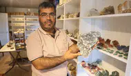 Taşa Takıldı, Hayatı Değişti: 15 Bin Taşlık Koleksiyon Kurdu!