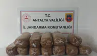 Aksu, Alanya ve Demre'de 785 Kilo Kaçak Tütün Jandarmaya Takıldı