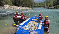 Manavgat'ta Raftingi Bırakıp Çöp Topladılar! Botlar Plastik Atık Doldu