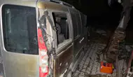 Burdur'da Alevler Bağ Evini Yuttu: Otomobil de Hasar Gördü