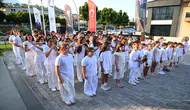 Kemer’de Yaz Sanat Kursları Tamamlandı: Minik Kursiyerlerden Sertifika Heyecanı