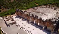 Kibyra Antik Kenti'nde Tarihi Keşif: 1950 Yıllık Hadrianus ve Sabina Heykelleri Gün Yüzüne Çıkarıldı