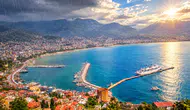 Alanya’da 30 Dakikalık Sağanak Sonrası Güneş Yeniden Açtı