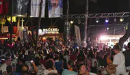 Konyaaltı'nda Yağmur Altında Konser