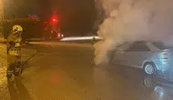Hatay'da Seyir Halindeki Otomobilin Motor Kısmında Yangın Çıktı