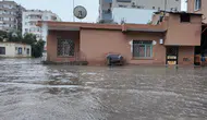 Mersin'de Sağanak Yağış ve Sel Hayatı Olumsuz Etkiledi