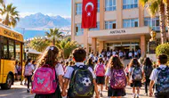 Antalya'da Okullar Yarın Açılıyor: Binlerce Öğrenci Ders Başı Yapıyor
